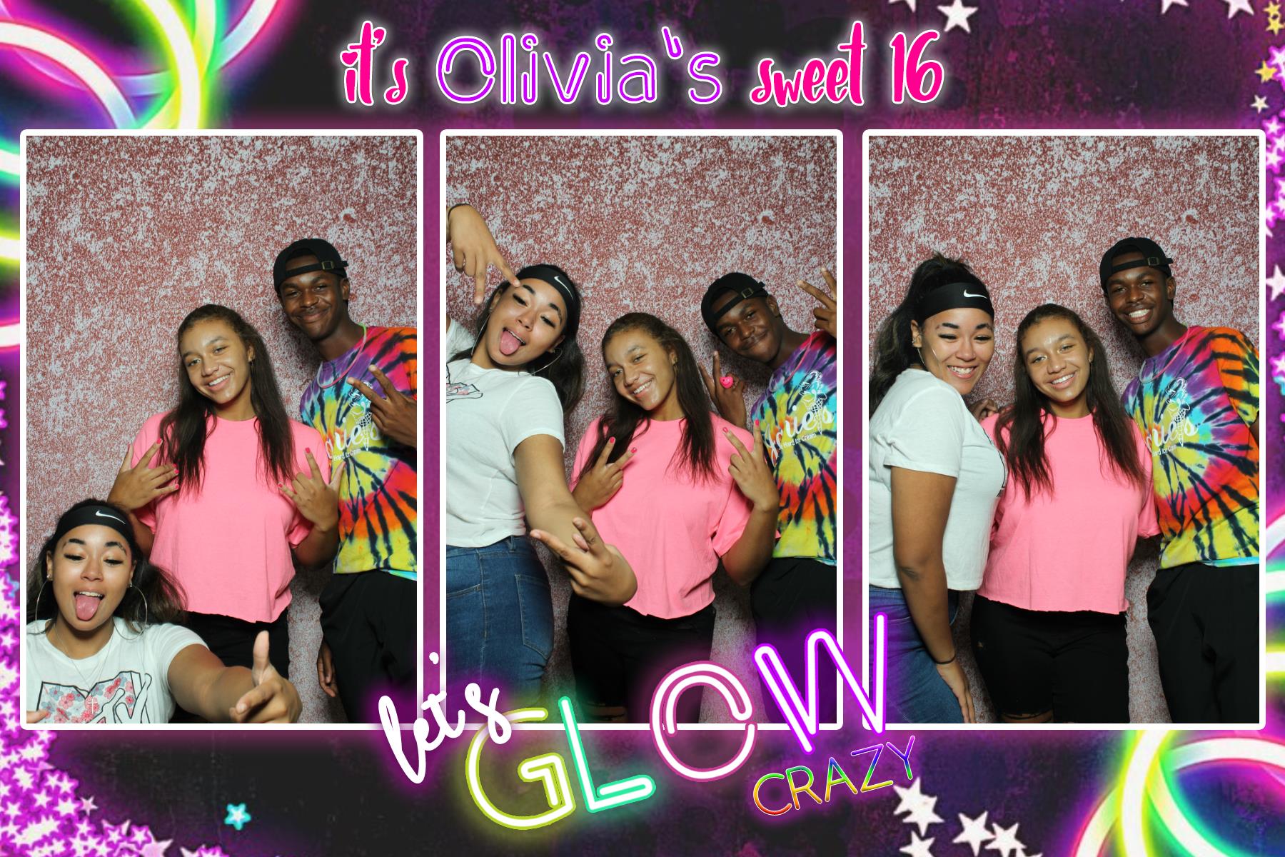 Basic Mirror Photo Booth Glow Party